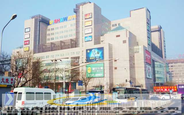 商場(chǎng)外墻清洗(圖2)